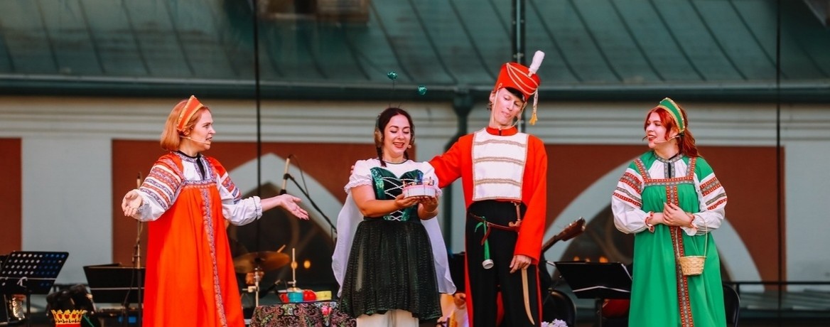 Сказка для самых маленьких «Муха-Цокотуха»