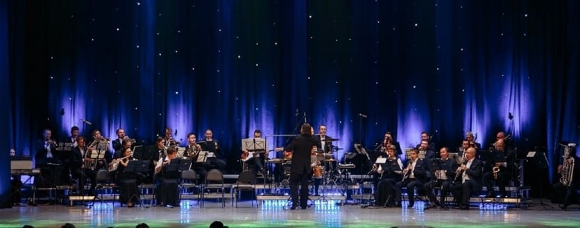 «Снег кружится»