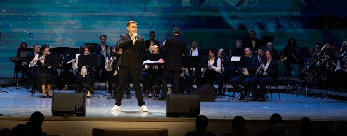 «Служить России»