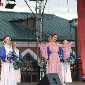 Народные танцы из разных уголков мира!