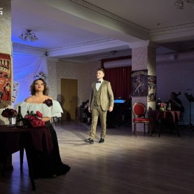 В Гостиных рядах прошли «Гастроли неподражаемой Сильвы».