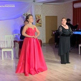 «Директор театра» в Малом зале филармонии.