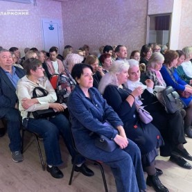 В Малом зале искрился головокружительный бал-маскарад!