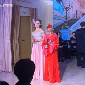 В Малом зале искрился головокружительный бал-маскарад!