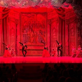 «Лебединое озеро».