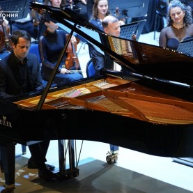 Московский государственный академический симфонический оркестр.