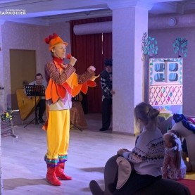 Зрители встретились сгероями народной сказки о волке и козлятах!