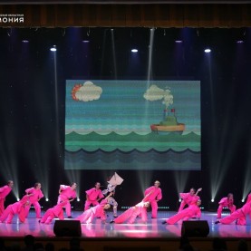 «Время верить в чудеса!» от ансамбля эстрадного танца «ЧАО»!