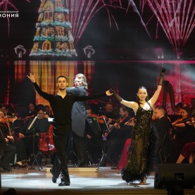 Калужская филармония поздравила зрителей с Новым годом!