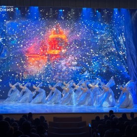 «Щелкунчик» Московского государственного театра танца «Гжель».