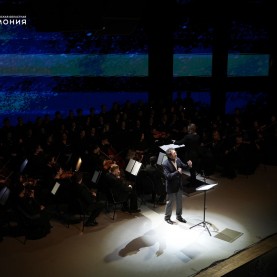 «Запечатленный ангел» народного артиста России Евгения Князева.