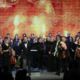 «Запечатленный ангел» народного артиста России Евгения Князева.