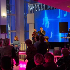 Новогодний танцевальный вечер с ВИА «Орион».