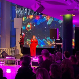 Новогодний танцевальный вечер с ВИА «Орион».