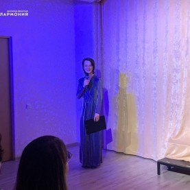 «Чудеса на Старый Новый год» иллюзиониста Мануэля Казаряна.