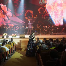 Юбилейный концерт Лидии Музалёвой «Во мне поёт любовь к России!».