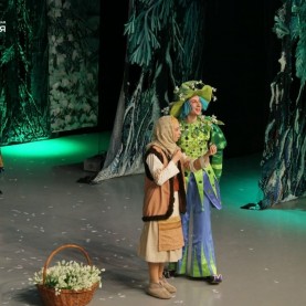 «Двенадцать месяцев».