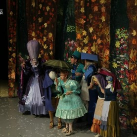 «Двенадцать месяцев».