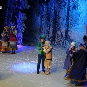 «Двенадцать месяцев».