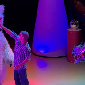 Яркое шоу «Трансформеры на планете пузырей».