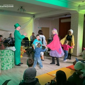 Сказочка для лялечек «Муха-Цокатуха».