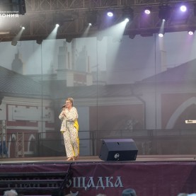 «Музыка под открытым небом» в Гостином дворе.