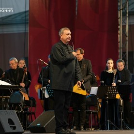 «Ах ты, душечка» в Гостином дворе.
