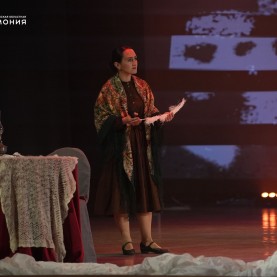 Программа о подвиге лениградцев тронула сердца зрителей.