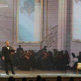 Юбилей «Королевой оперетты»  — Эльвиры Никифоровой.
