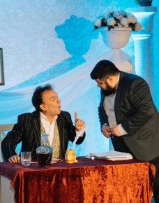 «Директор театра»