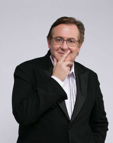 Трансляция «Алиса в стране чудес»