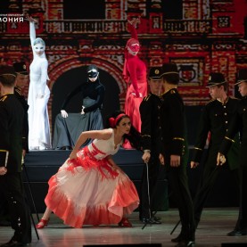 Спектакль «Кармен» — настоящая драма на сцене областной филармонии!
