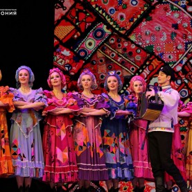 Легендарный ансамбль «Берёзка» на сцене Калужской филармонии!