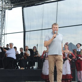 Фестиваль #ORLOVFEST на ипподроме «Таруса».