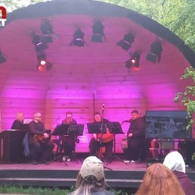 Артисты Калужской филармонии в Тарусе!