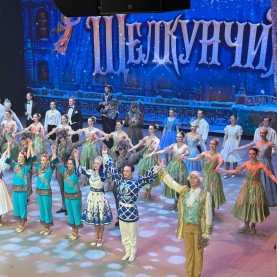 «Щелкунчик» Московского государственного театра танца «Гжель».