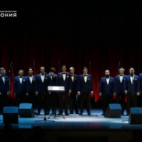 Знаменитый Хор Сретенского монастыря в Калужской филармонии.