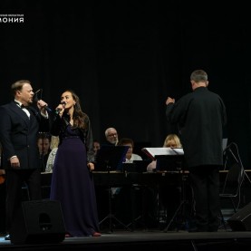 «Ах ты, душечка» в Гостином дворе.