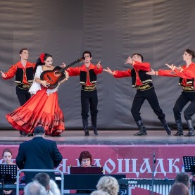 В Гостином дворе прошёл первый хореографический фестиваль «Лето грации».